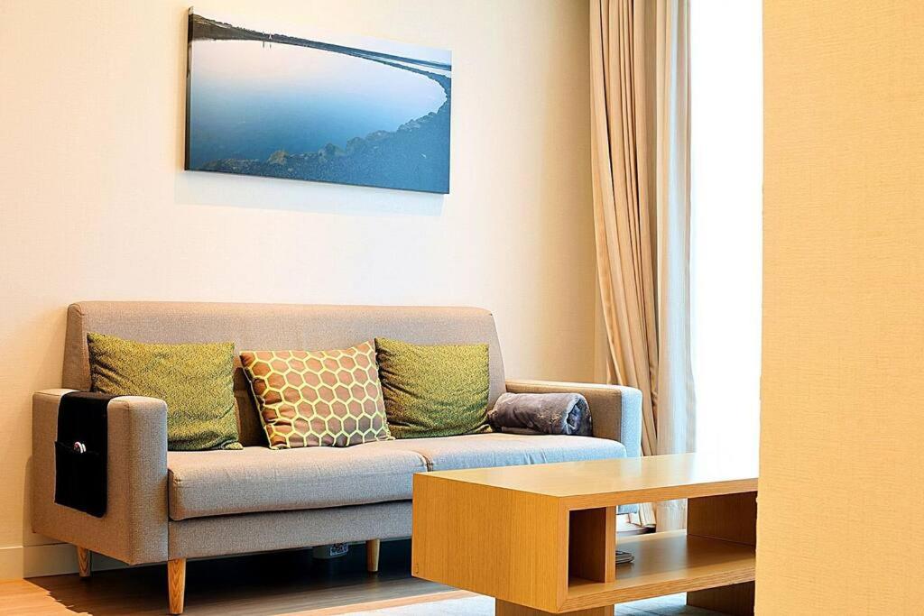Coveted Palms Village Pension Jeju Exterior photo